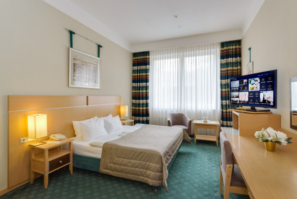 Ремонт, реставрация и перетяжка абажуров