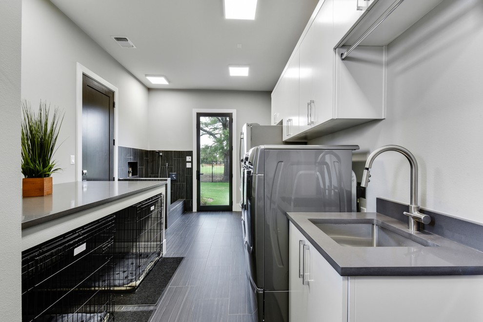 Contemporary laundry room in Austin.