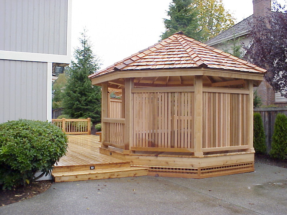 This is an example of a traditional shed and granny flat in Seattle.
