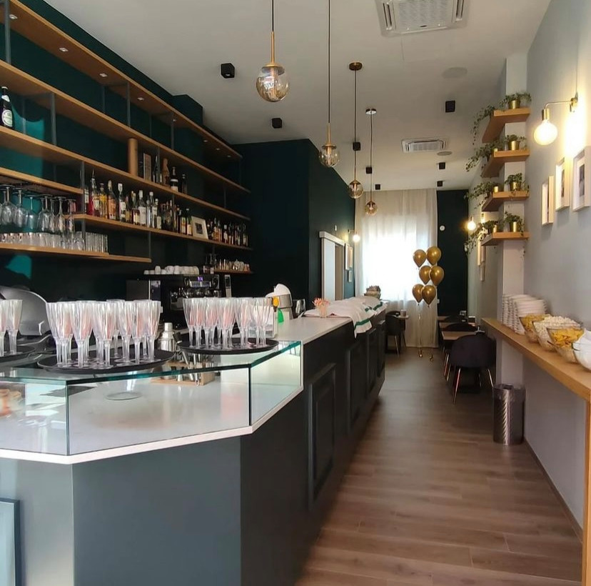 BAR ITALIA