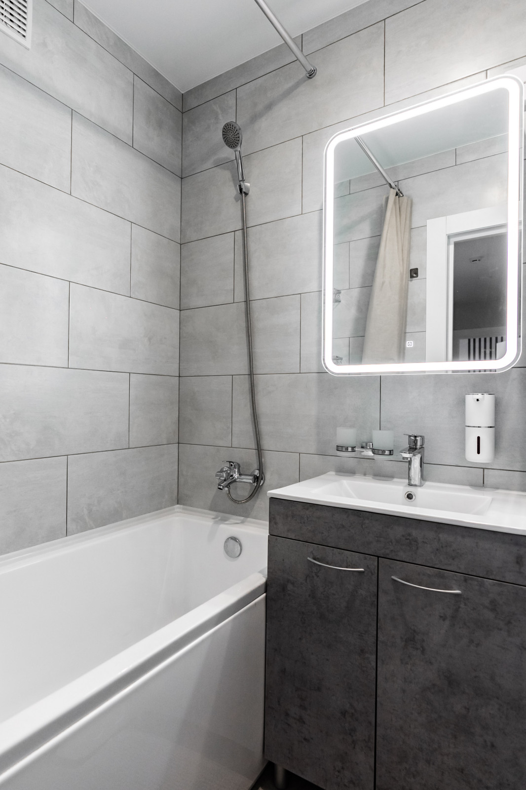 Усть-Луга, 2х комнатная квартира для проживания специалистов, комплектация