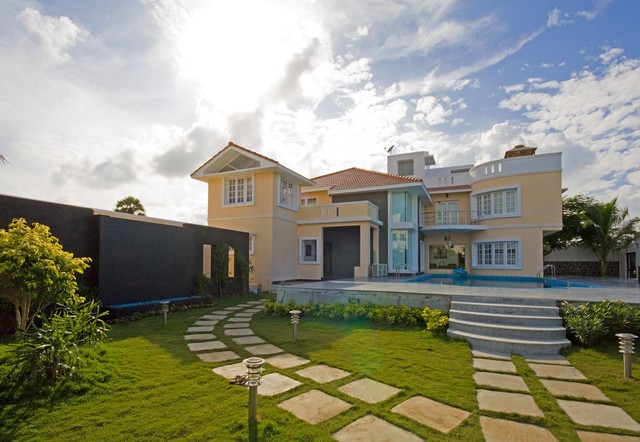 Featured image of post Indian House Painting Outside Colors Pink / Rarely do we give the outside colour of indian houses the kind of attention that we give to those used indoors.