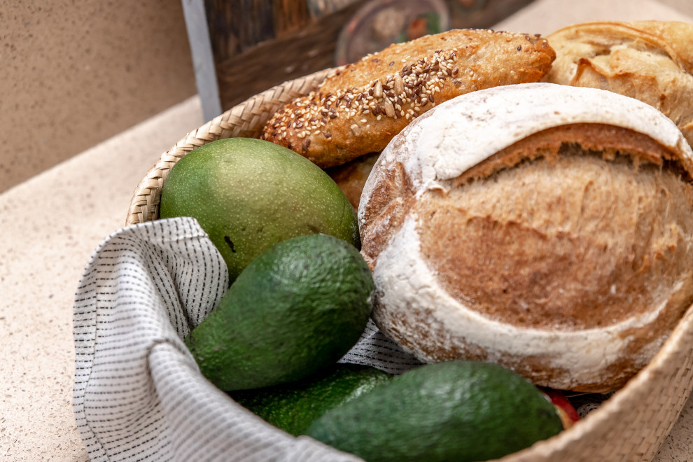 Тропическая кухня под цветком протеи