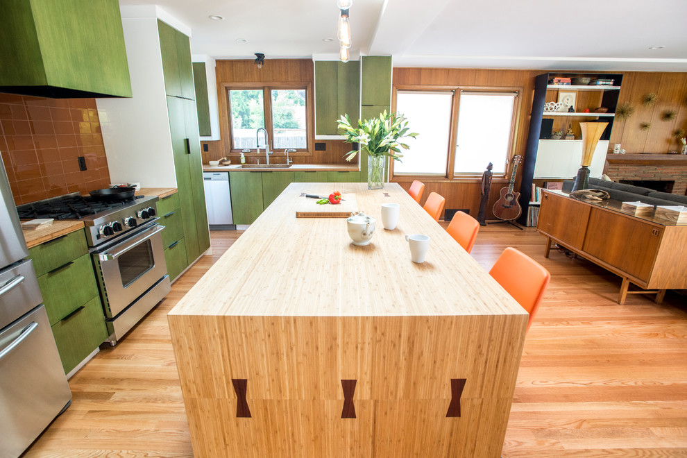 Inspiration for a midcentury kitchen in Portland.
