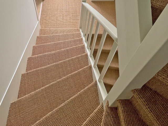 Bungalow de Rose beach-style-staircase
