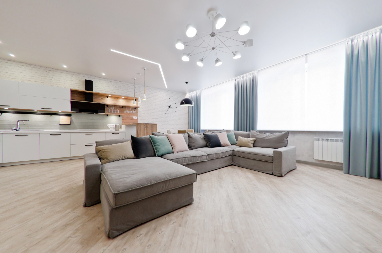 Лофт - светлый, комфортный.