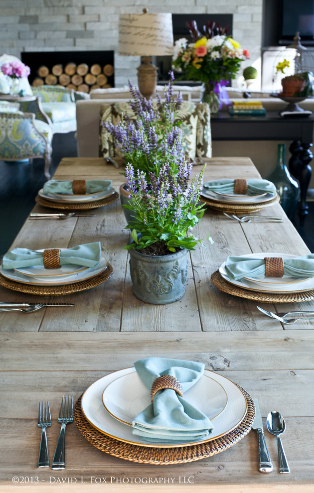 Dining room - transitional dining room idea