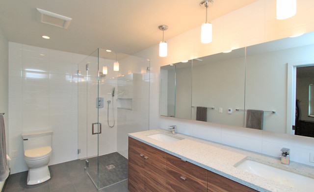 Kitchen & Bath Remodel contemporaneo-stanza-da-bagno
