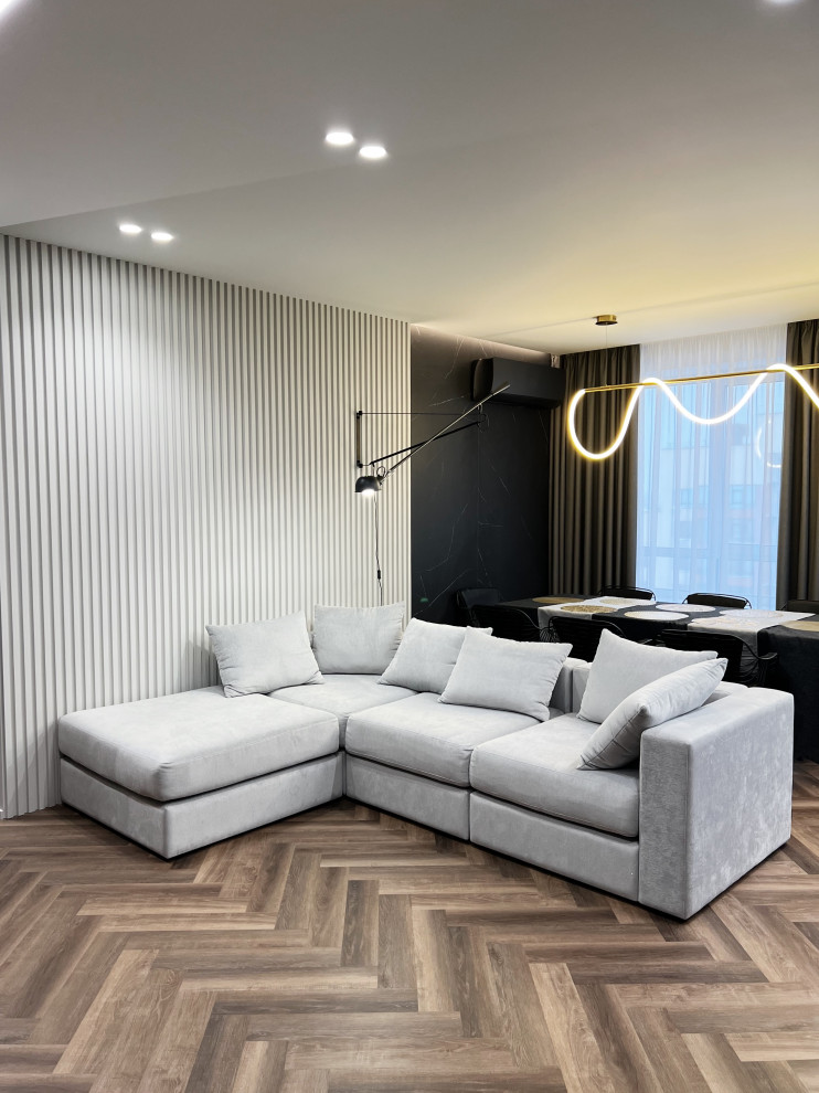 G L O R Y - Реализация