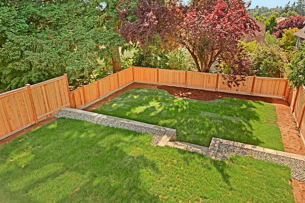 5735 29TH AVE NE