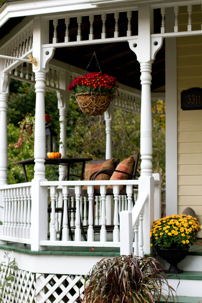 Traditional front yard verandah in New York.