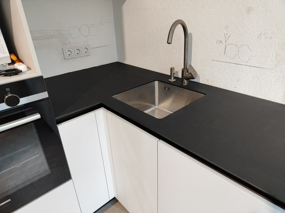 Столешница из HPL компакт пластика