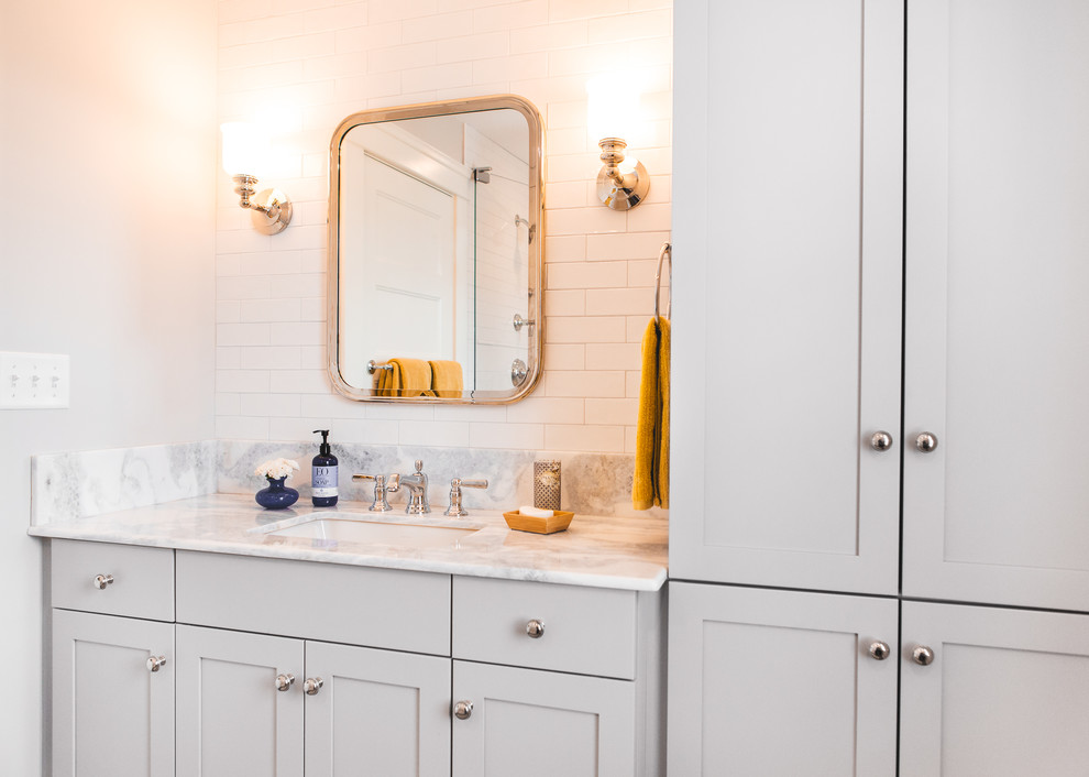 Home design - transitional home design idea in Boston