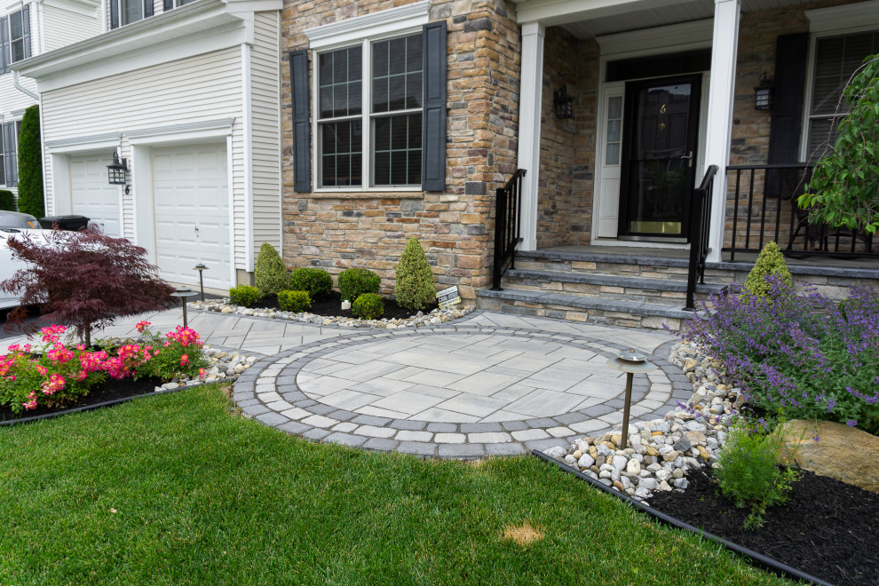 Manalapan, NJ: Front Porch and Landscaping