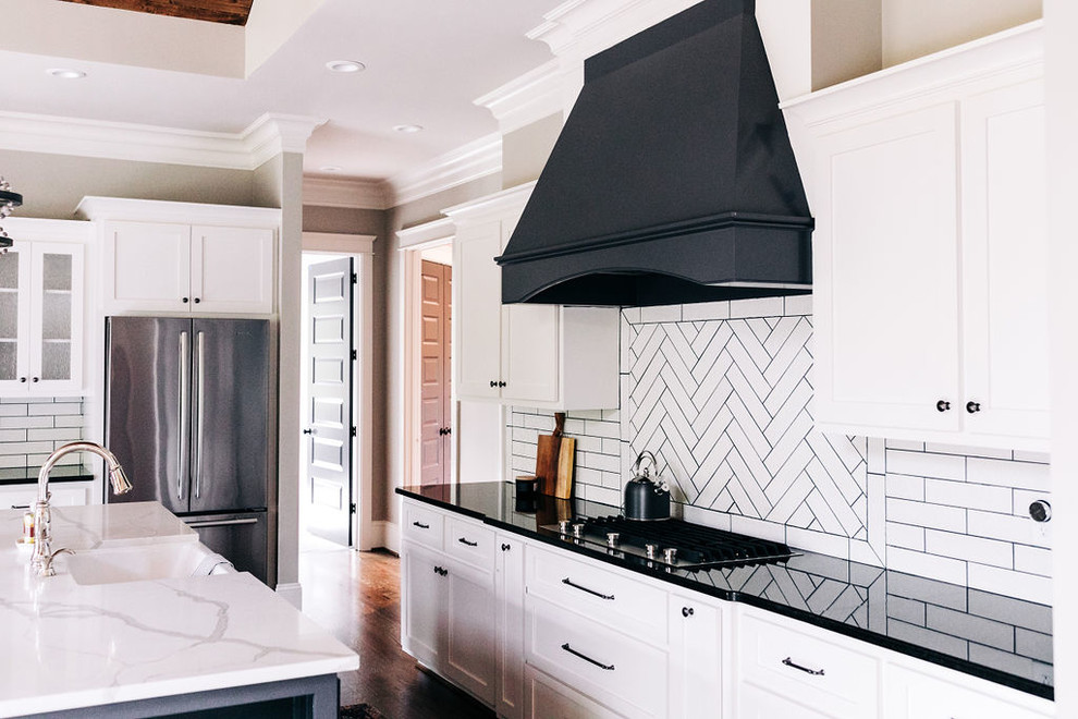 Kitchen - rustic kitchen idea