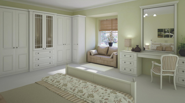 Traditional White Shaker Style Bedroom Furniture