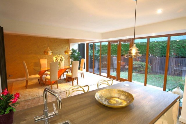 Small Conservatory extension contemporary-koek