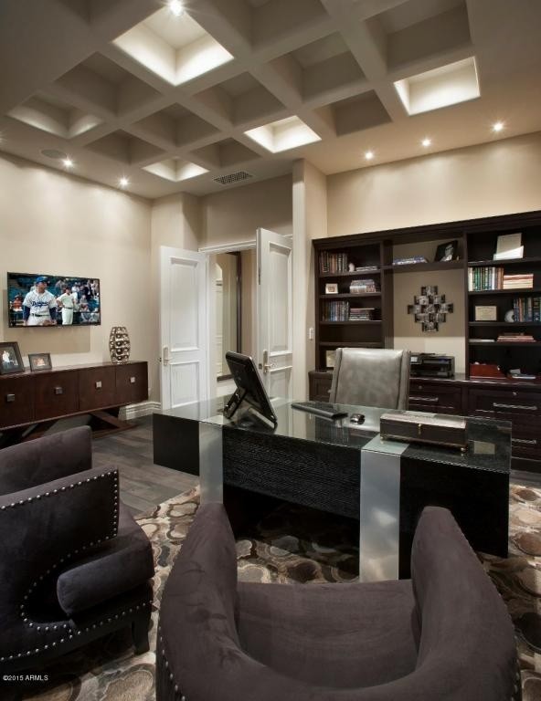 Photo of a contemporary home office in Phoenix.
