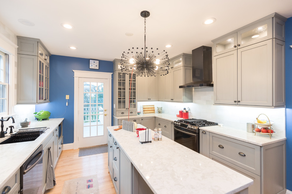 Inspiration for a transitional kitchen remodel in DC Metro