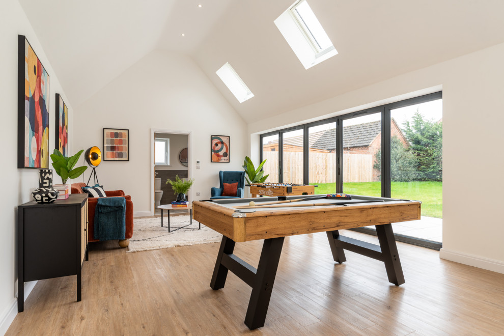 Walnut Close - New Build - Stage to Sell