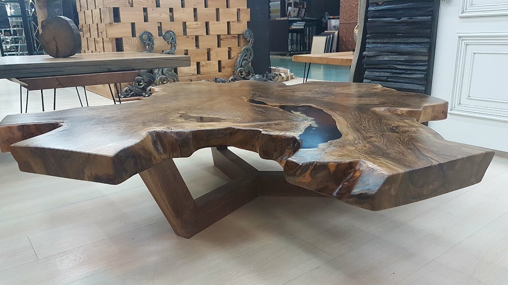 Стол журнальный Live Edge Design, массив ореха