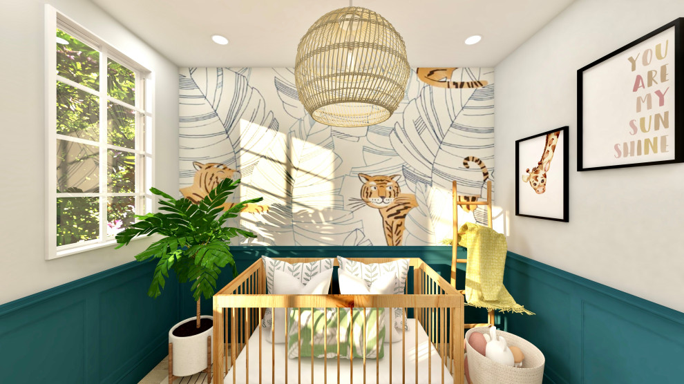 Foto di una cameretta per neonato tropicale di medie dimensioni con pareti blu, parquet chiaro e pavimento marrone