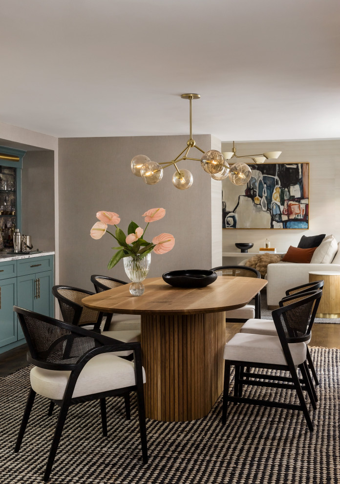 Dining room - transitional dining room idea in Boston