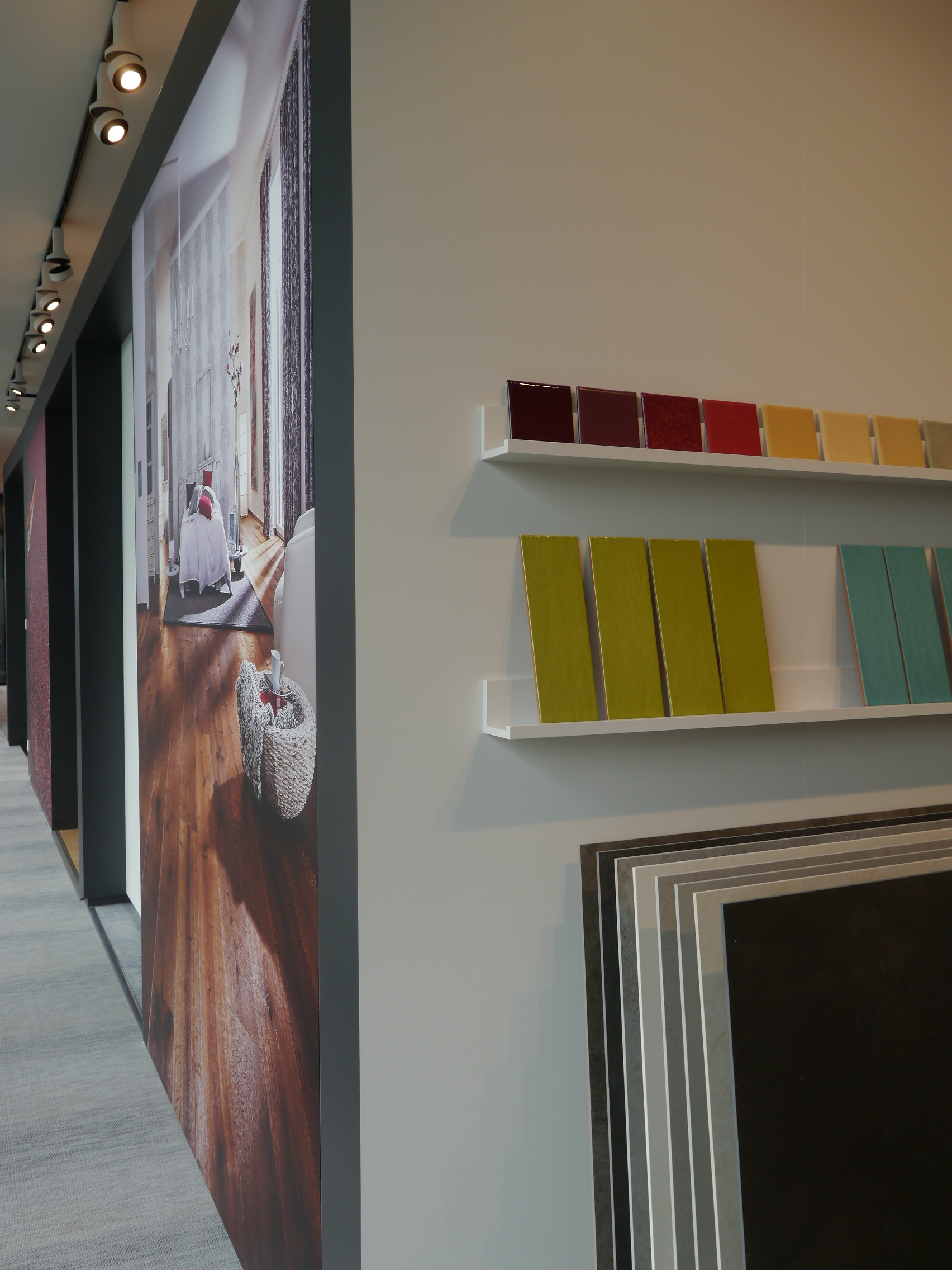 Alena Showroom Bad Sanitär Küche Raumausstattung Heizung Planung Präsentation Modernisierung Ausstellung Interior Design NRW Krefeld Gießen Architektur Innenarchitektur Gestaltung 3D RT-Holding