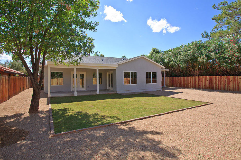Traditional exterior home idea in Phoenix