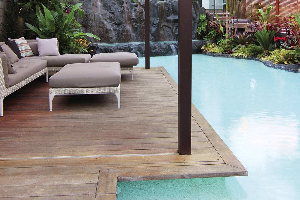 Resort style garden landscape - Auckland - by Zones Landscaping ...
