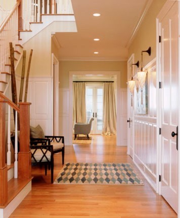 Example of a classic hallway design in Charleston