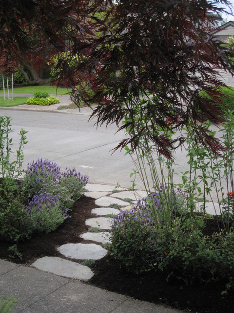Laurelhurst Residential traditional-garden