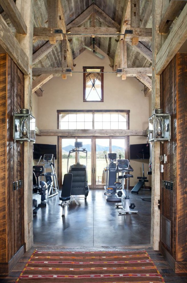 Design ideas for a country home gym in Atlanta.