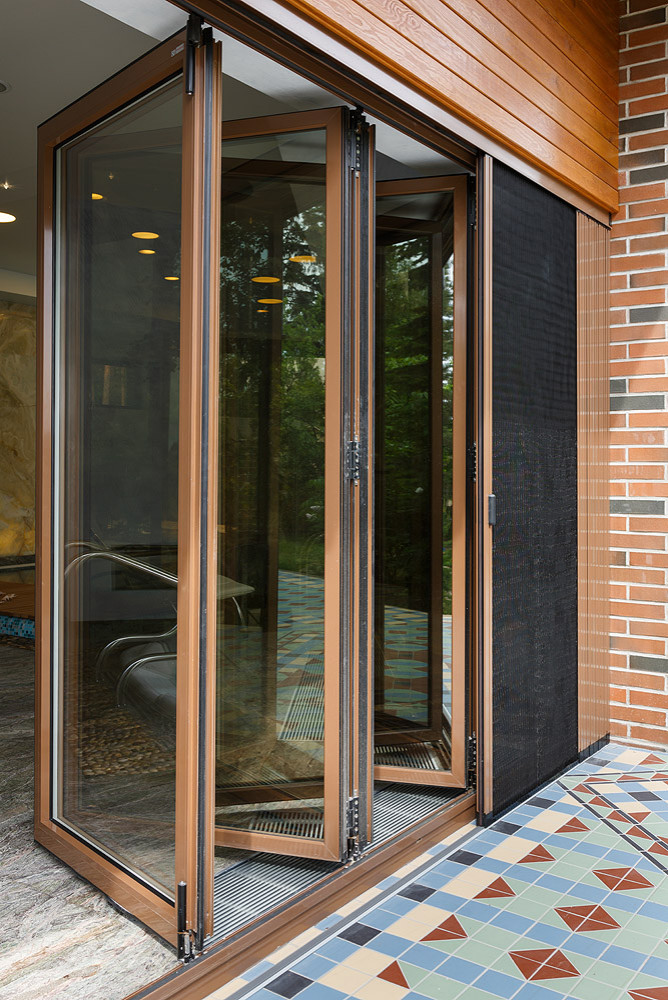 Остекление бассейна