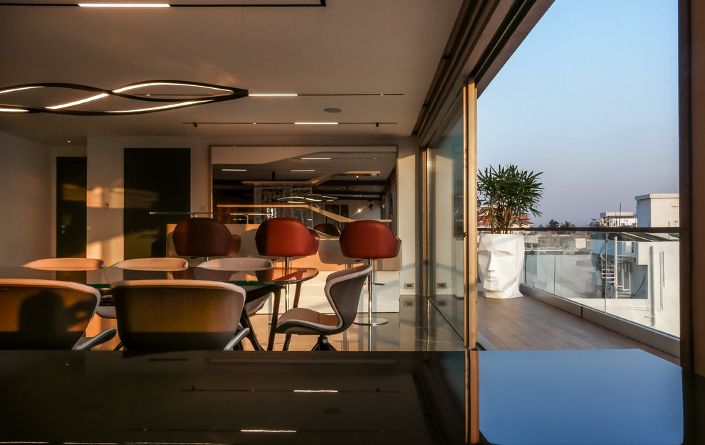 Contemporary home bar in Hyderabad.