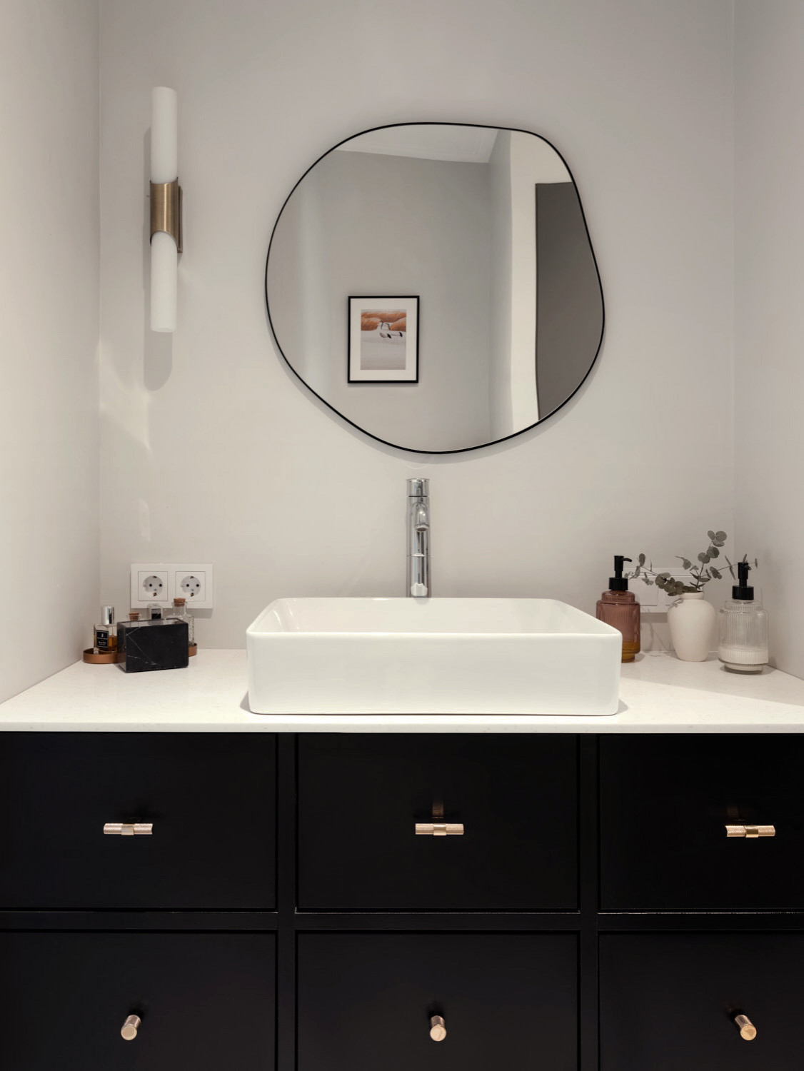 Современная квартира с элементами классики 48м2