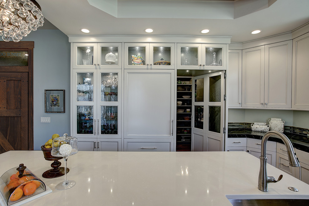 Inspiration for a transitional home design remodel in Grand Rapids