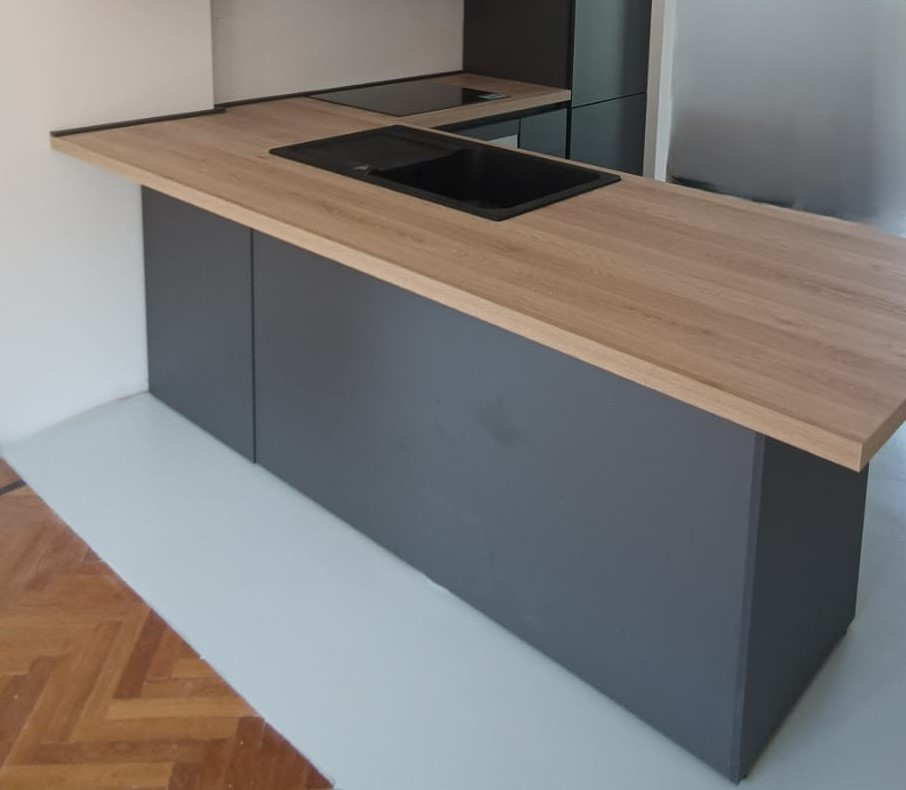 Cucina Carbon