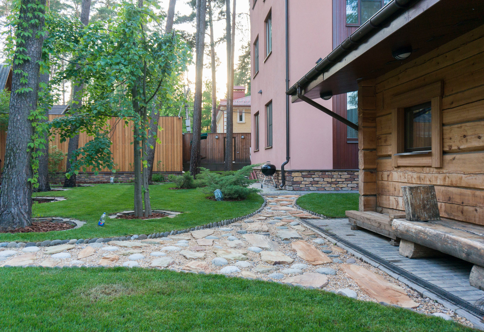 Дерево и Камень