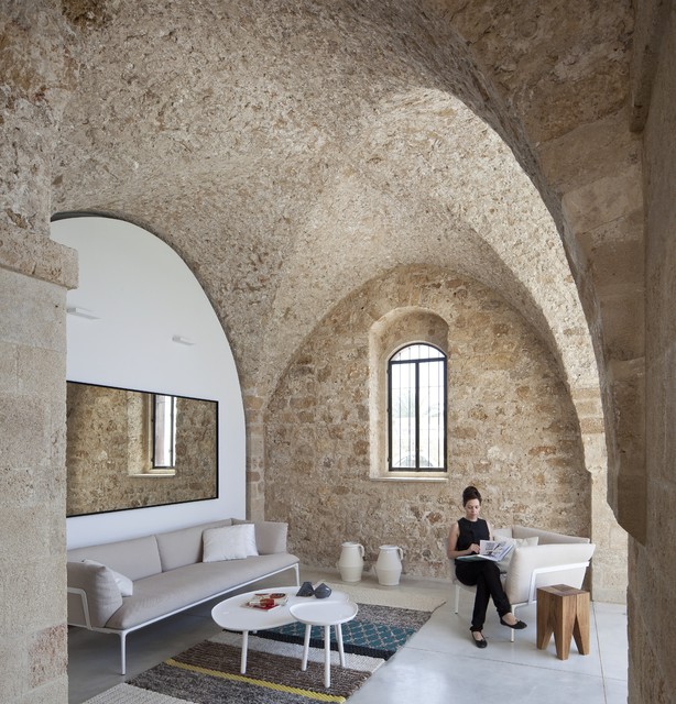 Houzz Tour: Historic Israeli Penthouse by the Sea
