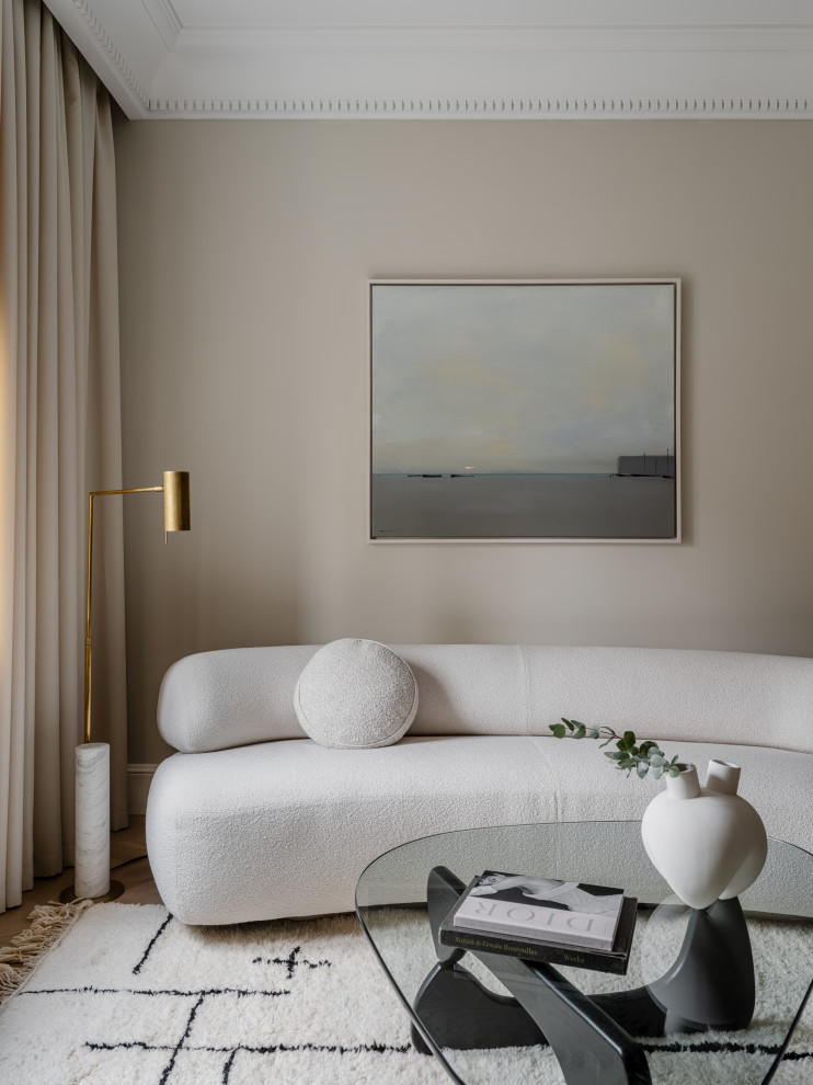 Квартира для молодой девушки