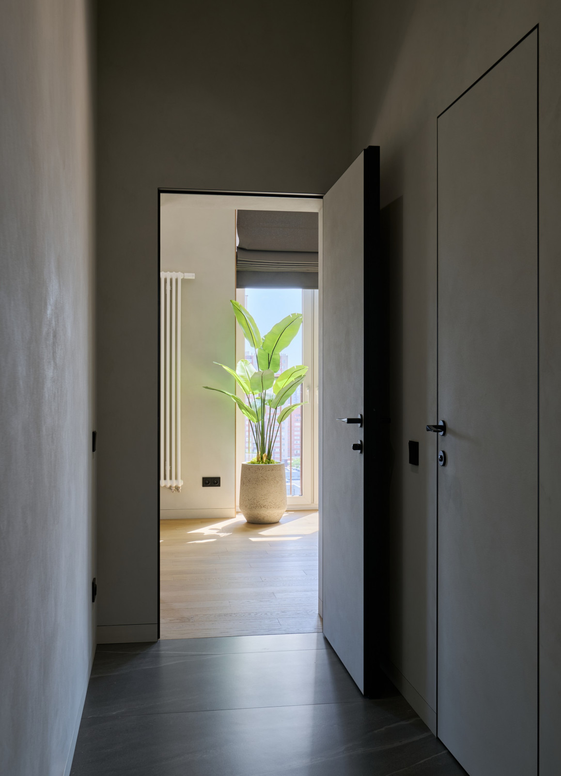 Светлая двухкомнатная квартира 60 кв.м. с панорамными окнами