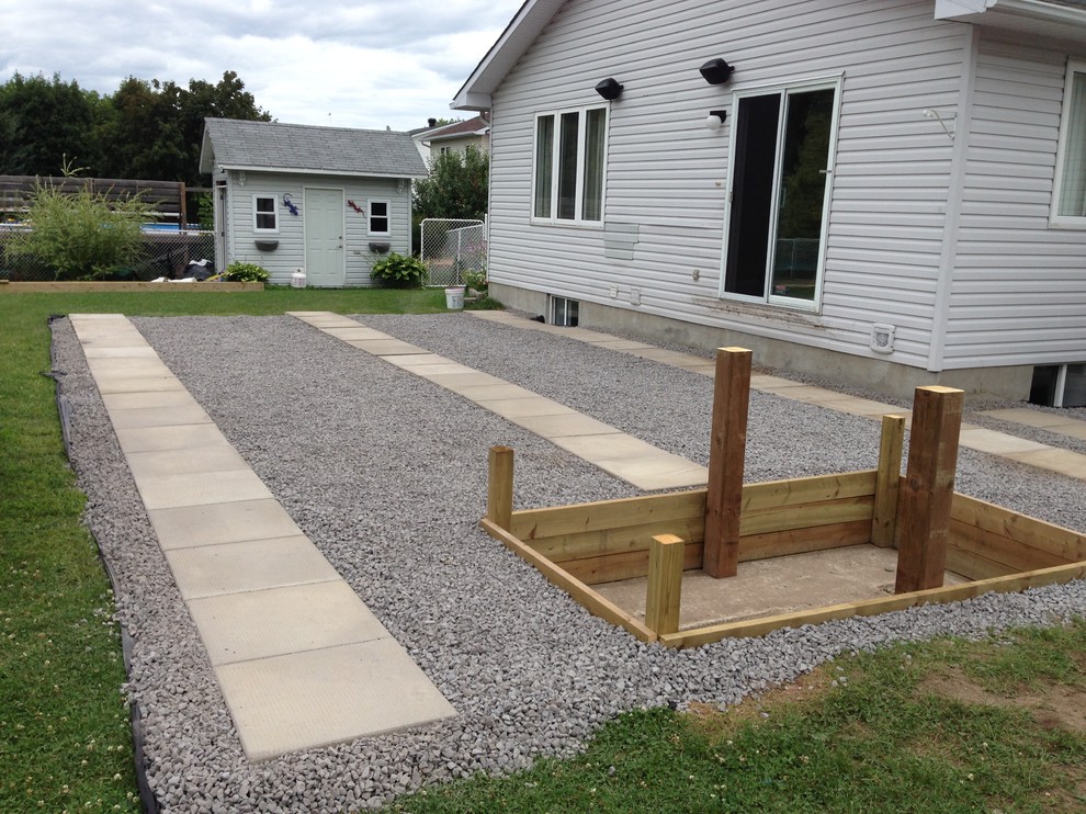 Example of a huge transitional backyard deck design