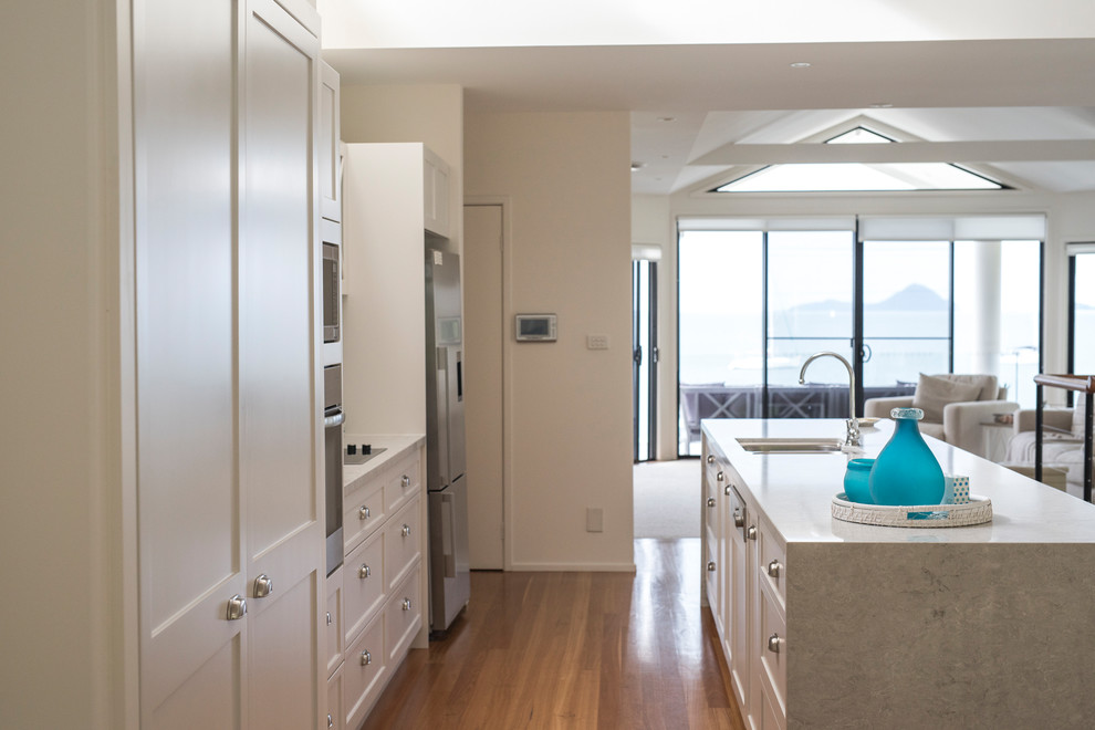 Sophisticated Hampton's Feel - Beach Style - Kitchen ...