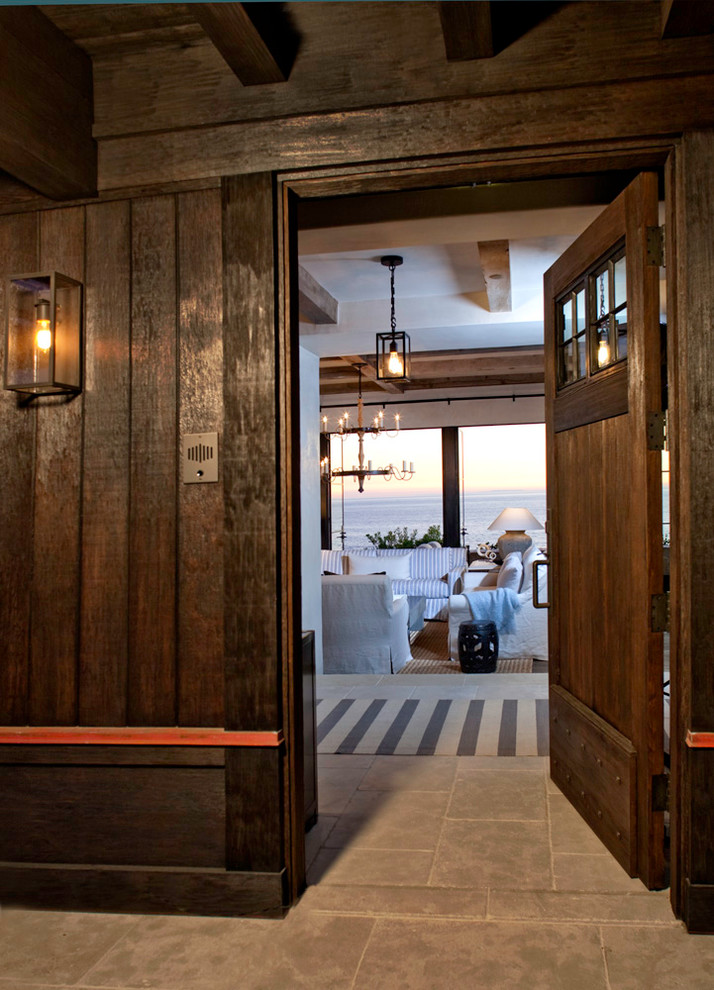 Example of a transitional hallway design in Orange County