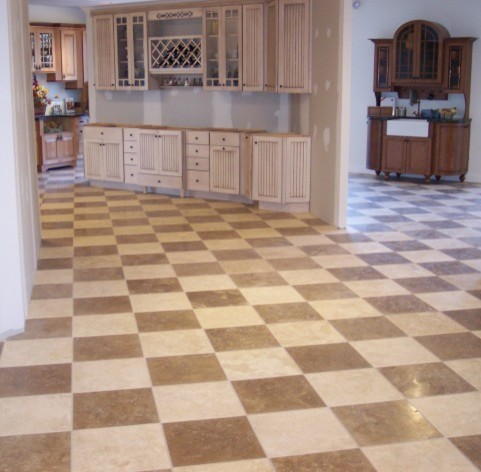 Traditional dining room in Phoenix.