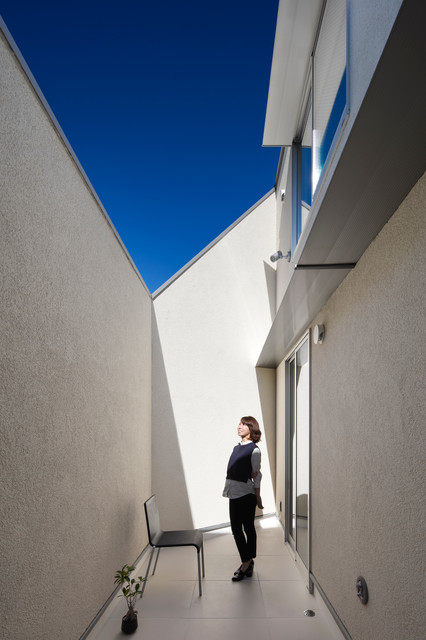 堺の家5 moderno-balcon