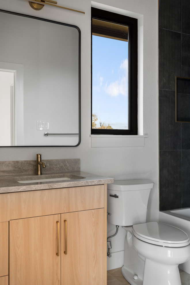 The Pebble Bend Collection/ Spec Home Design - College Station TX