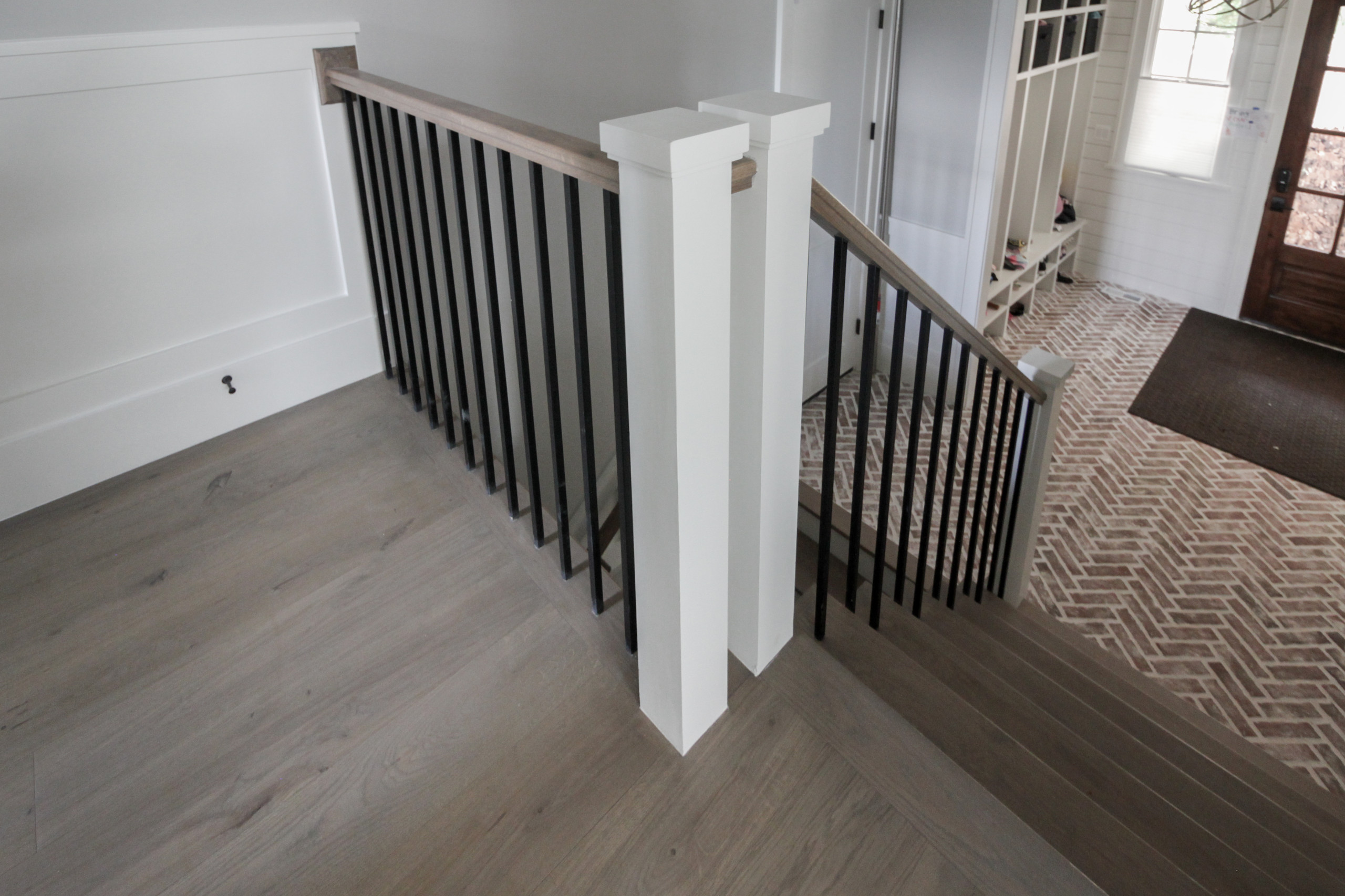 87_Welcoming and Functional Contemporary U-shaped Staircase, Arlington, VA 22207