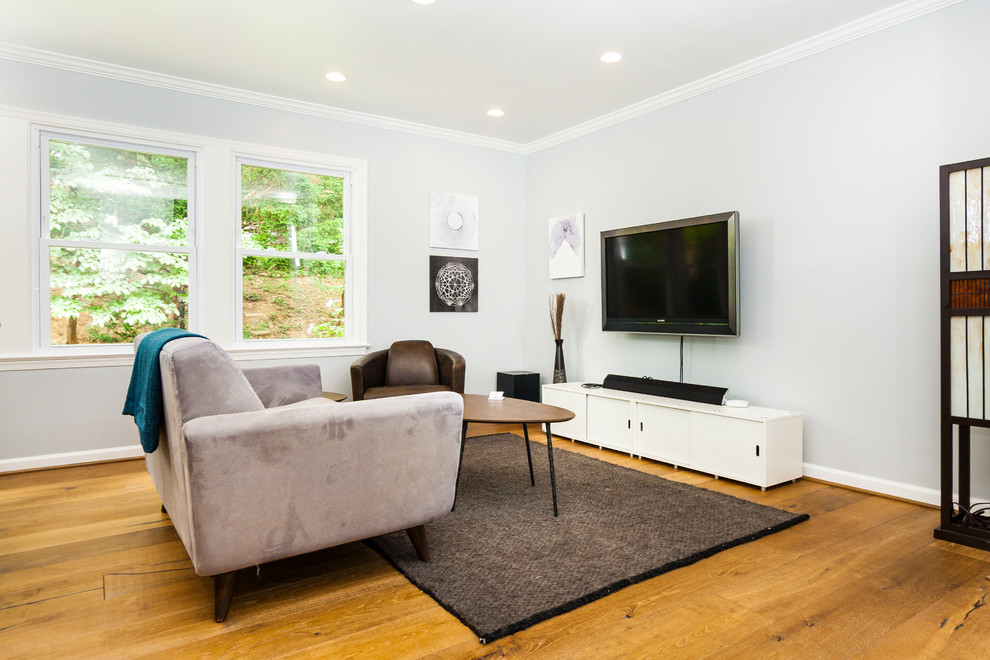 Kitchen - transitional kitchen idea in DC Metro